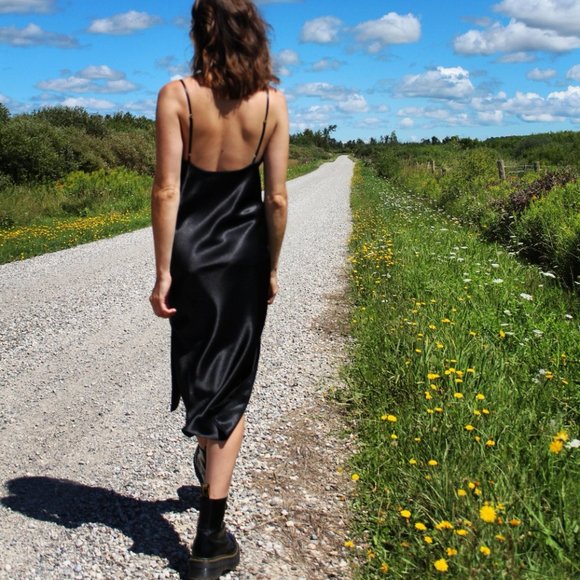 Black slip dress - Picture 1 of 6